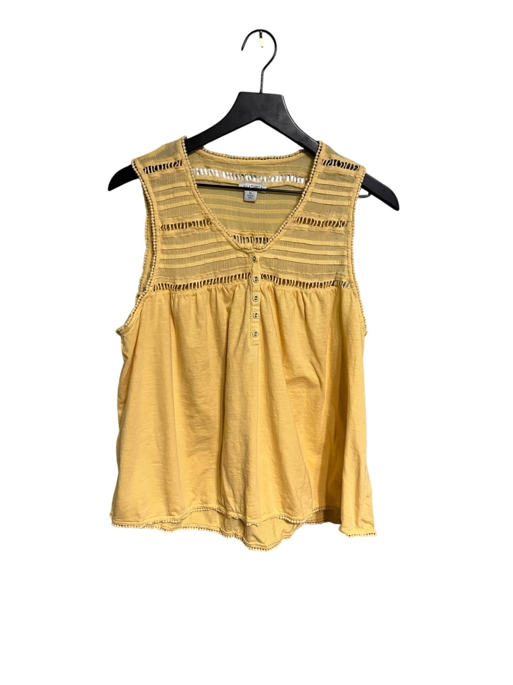 Sundandance butter yellow button front size XL